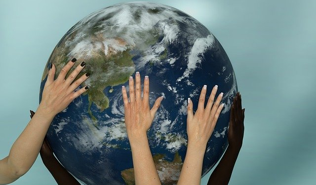 Świat nie jest Bogiem! – O herezji&nbsp;panteizmu